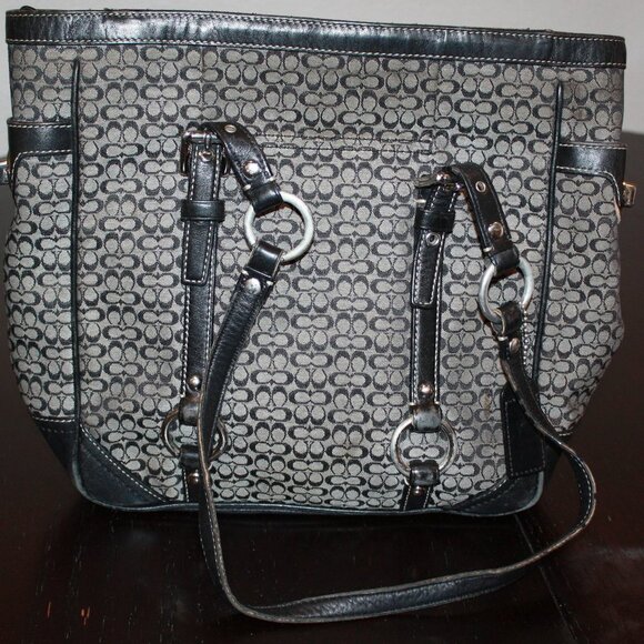 Authentic Coach Purse - Picture 1 of 12